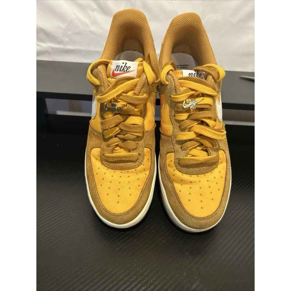 Nike women air